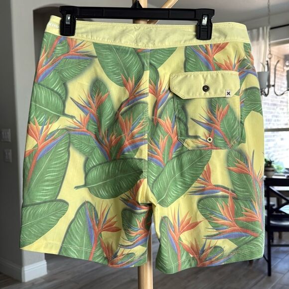 NWT Hurley Board Shorts Swim Phantom Quick Dry 4 Way Stretch Tropical 30 Yellow - Picture 11 of 12
